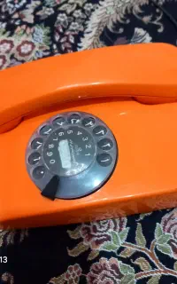 تلفن کلکسیونی قدیمی
