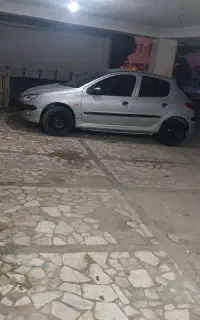 206