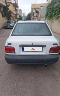 پراید سفید