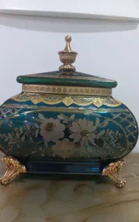 شکلات خوری گلد کیش