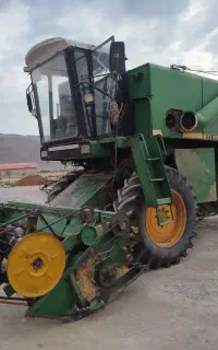 کمباین جاندیر۶۸