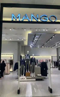 استخدام فروشنده وصندوقدارفروشگاه پوشاک وکیف و کفش