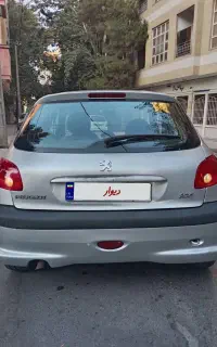 ۲۰۶ نقره ای