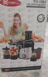 فروش یک عدد آبمیوه گیری ۴ کاره فوما ژاپن آک