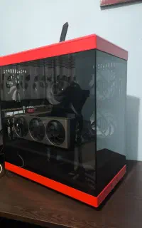 قاب کیس hyte y40