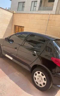 ۲۰۶ تیپ۳ کارمندی خانم درحد صفر