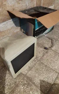 مانیتور کامپیوتر