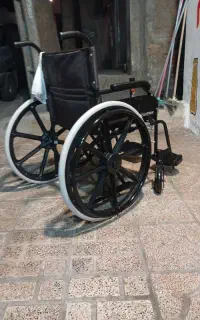 ویلچر ۸پره رینگ دار درحدنونو یک ماه استفاده شده