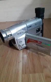 دوربین فیلم برداری پاناسونیک قدیمی