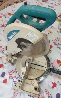 فارسی بر ماکیتا 1045