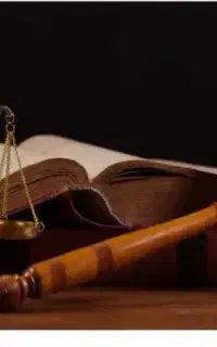 وکیل پایه یک دادگستری.(ساوجبلاغ) هشتگرد