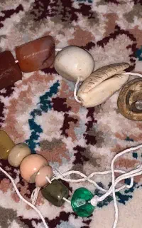 تعدادی سنگ عتیقه