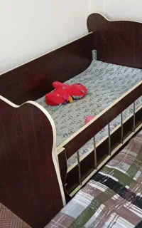 تخت کودک و خردسال
