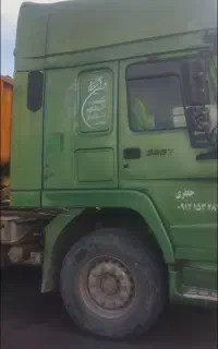 کشنده هوو 2006مدل 85سوخته ویک دستگاه زیر تریلی