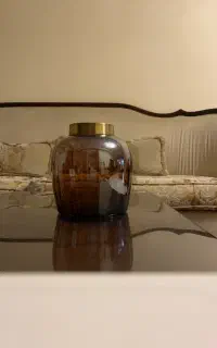 گلدان شیشه‌ای رنگی