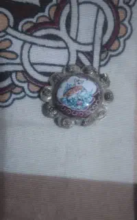 گیره سینه قدیمی