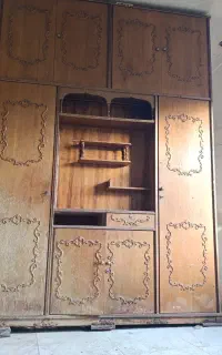 کمد ویترینی قدیمی