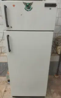 یخچال دو در نیازمند تعمیر