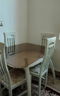 میز نهارخوری چهارنفره