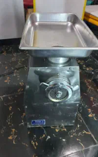 چرخ گوشت الکتروکار ۳۲ رو میزی صنعتی