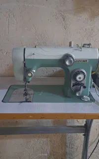 چرخ خیاطی وگلدوزی ودکمه زنی ژانومه