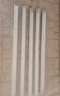 مهتابی سالم همراه لامپ هر عدد۳۰۰هزار