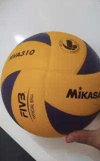 توپ والیبال Mikasa اصل