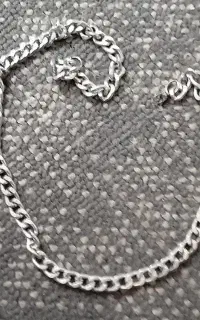 گردنبند رنگ ثابت