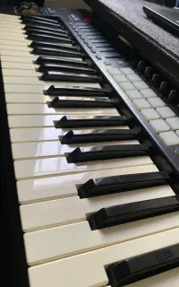 میدی کنترلر Novation Launchkey 49 MK2