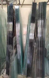 خدمات نصب شیشه و شیشه بری بهار