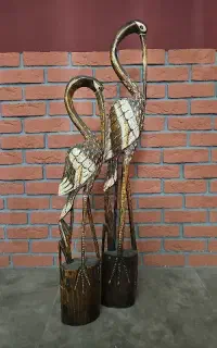 مجسمه چوبی لک لک