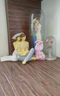 مجسمه پلی استری