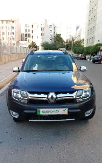 رنو داستر PE مدل 2016 ضمانت کارنامه