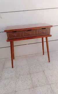 میز کنسول و میز آرایش مدرن از تولیدی با چوب راش
