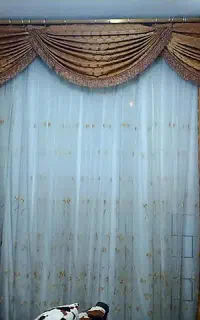 پرده سلطنتی