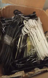 چوب کار  چوبکار  چوب لباسی رخت آویز