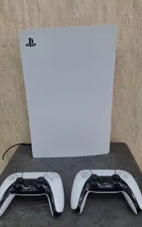 ps5 دیجیتال دودسته فت درحدنو معاوضه با  گوشی