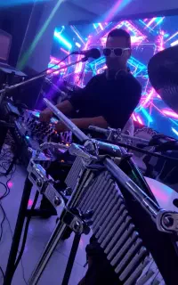 حرفه ای ترین و مناسبترین پکیج جشن با دیجی مهیار DJ