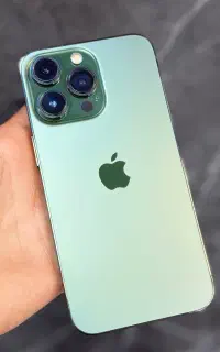 ۱۳ پرو درحد اکبند بسیار تمیز