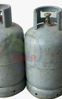 دو عدد کپسول گاز بوتان