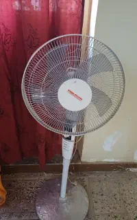 پنکه ایستاده