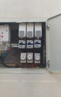 برقکار برقکاری و تعمیرات فوری  و صفر تا صد