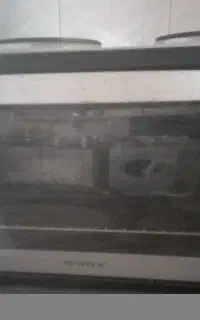 توستر سانیا
