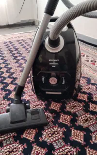 جارو برق زیروات ۲۵۰۰ خیلی تمیز