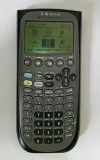 ماشین‌حساب مهندسی TI89 Titanium
