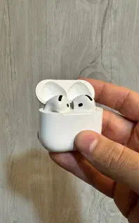ایرپاد ۴ با قابلیت نویز کنسلینگ (AirPod 4 ANC)