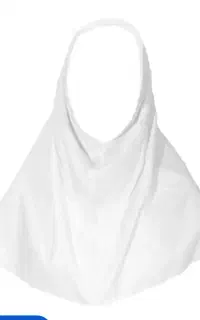 مقنعه ای سفید