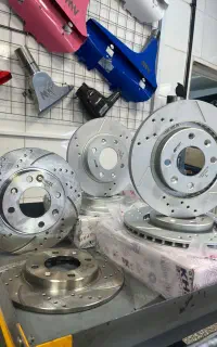 دیسک چرخ سوراخ دار شیاردار۲۰۶/۲۰۷آرسی rc