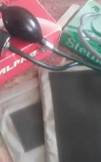 فروش فوری گوشی و فشار سنج عقربه ای ژاپن اصل