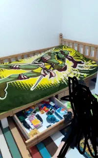 تخت یک نفره  با چوب نراد